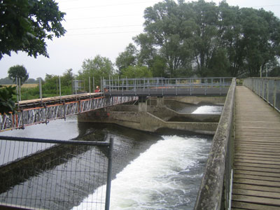 Temporary Bridge over Weir at Throop, Bournemouth 2